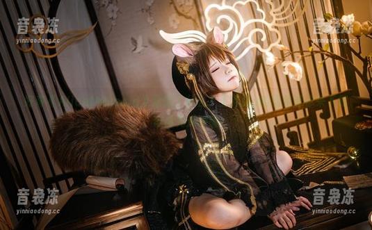 王胖胖u 好奇《Alicethemaid》里藏了什么?王胖胖u的图集等你来下载,记得先深呼吸!