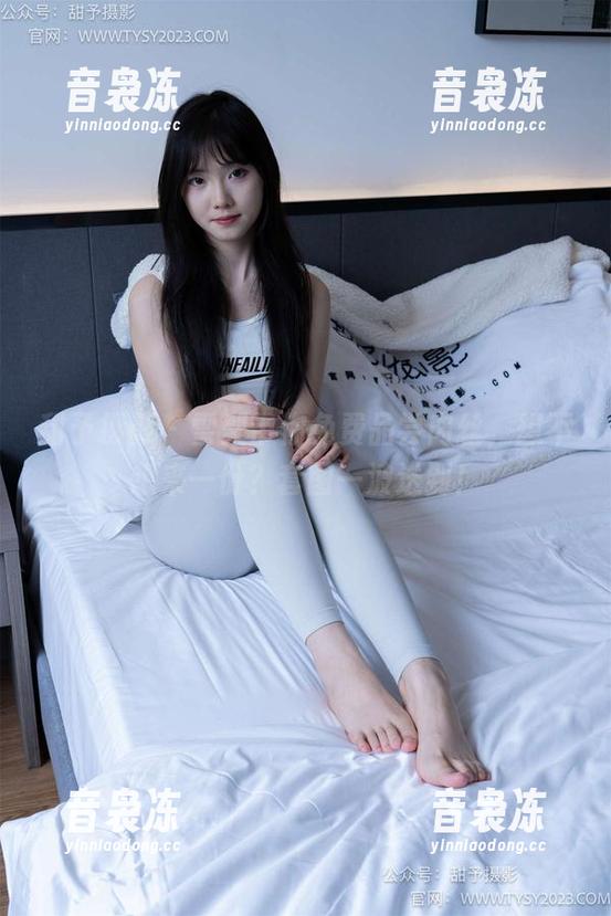 甜予摄影-雪梨 甜予摄影 - 雪梨带你免费品尝肉丝,想不想来一份?套图一波送到!