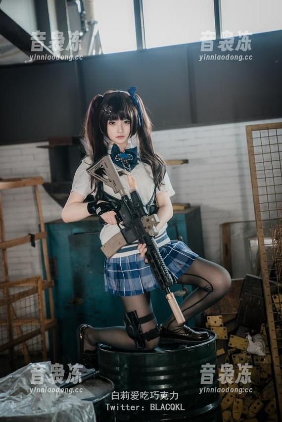 白莉爱吃巧克力 下一个微博热搜?白莉爱吃巧克力的美图更新又要来了!这次是满满的‘芭芭拉’包袱哦!
