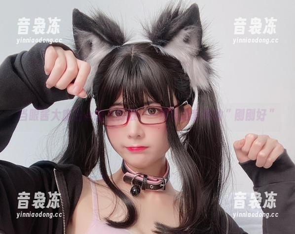 眼酱大魔王w 当眼酱大魔王w遇上制服:一组精选套图的"刚刚好"