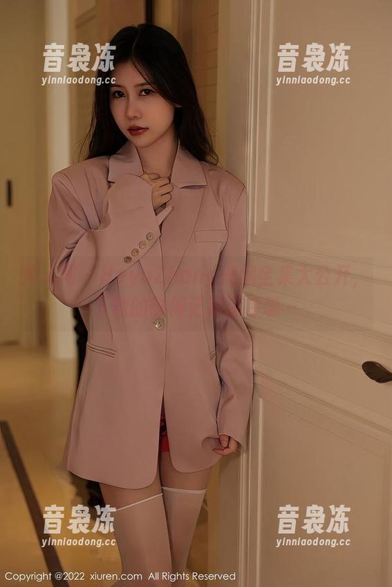 秀人网-HeyuZhang 秀人网 - HeyuZhang美腿全集大公开,下载的时候记得深呼吸~