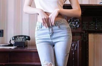 秀人网 – 刘婷婷的温柔风暴：无圣光也照样美到窒息，美图果然是巧合？