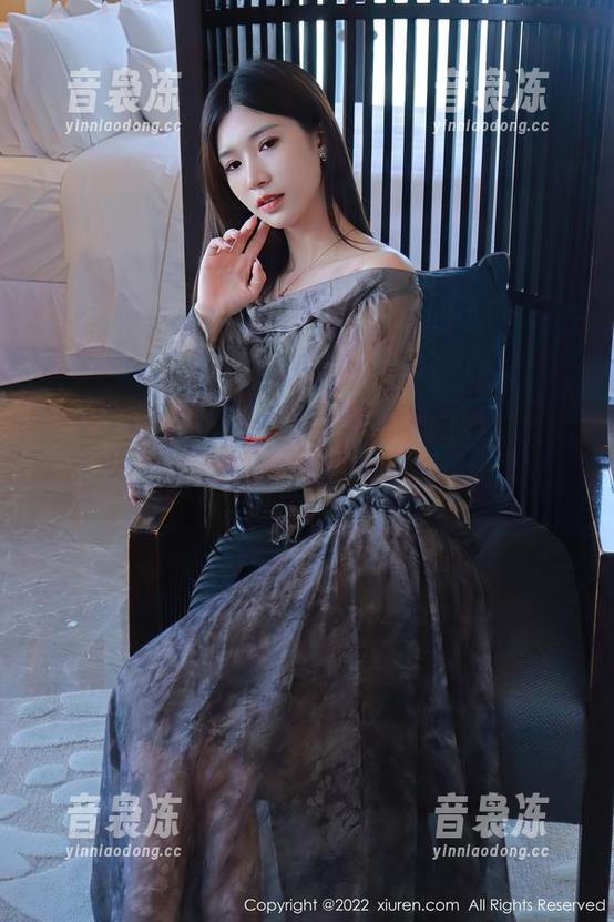 秀人网-韩静安 秀人网 - 韩静安的短裤,把原图和下载的节奏拉满了!