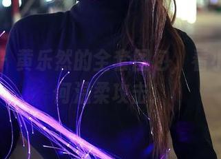 秀人网 – 黄乐然的全套图包，看小奶牛如何温柔攻击！