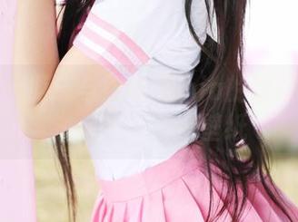 美媛馆 – 游泳与徐微微mia的甜蜜邂逅：送你一张高清壁纸