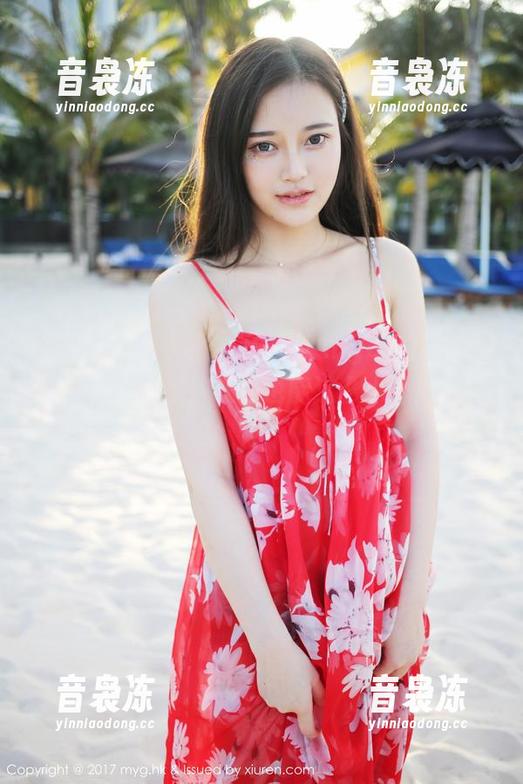 美媛馆 - 每次更新田芯娜Angel的灰丝写真，我都在想，灰色也能这么小心思满满？