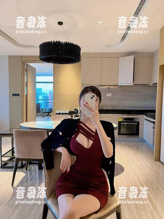 脸红Dearie 微密圈 - 在线游走于脸红Dearie的公园,那些美图不知不觉间就撩到了我。