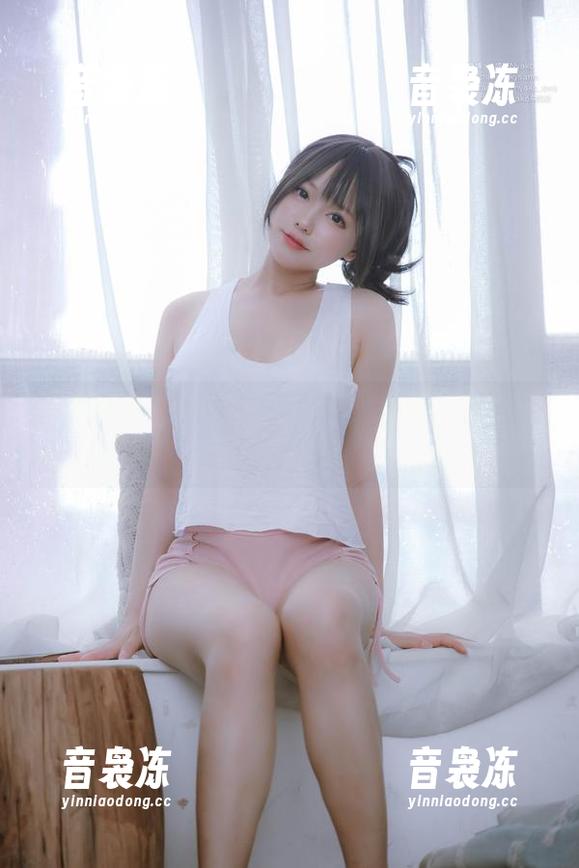 荒井喵喵 如何评价荒井喵喵的兔女郎定制作品?我脑海一片空白