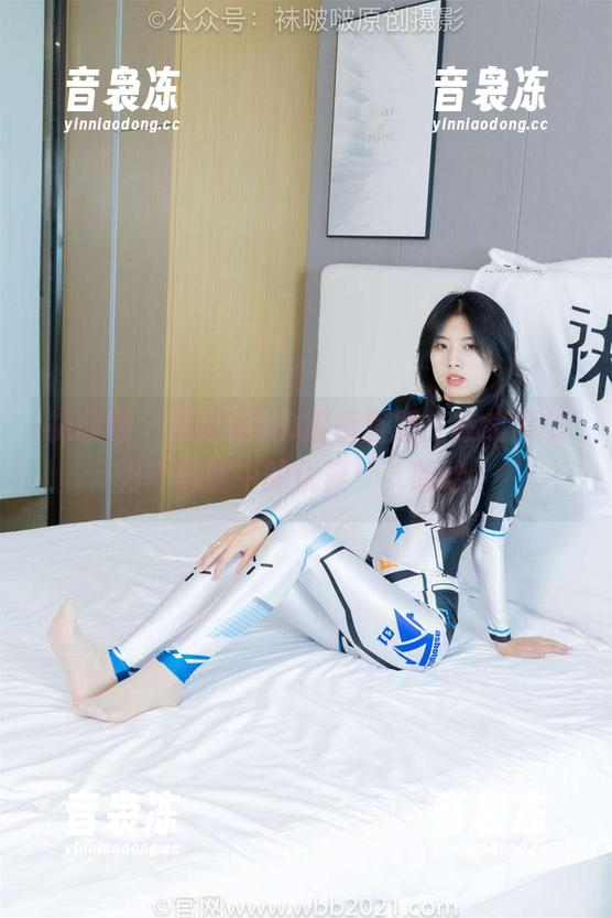 袜啵啵-苏苏 袜啵啵 - 苏苏的HD剧情直播,在线状态为“尴尬中的优雅”,哈哈。