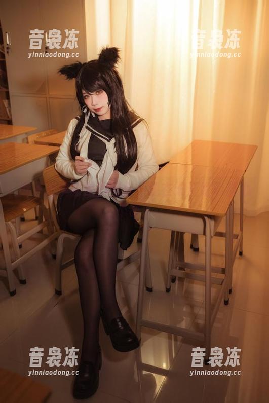 贞子蜜桃 贞子蜜桃的美图图集:现在谁还敢说甜心不甜?