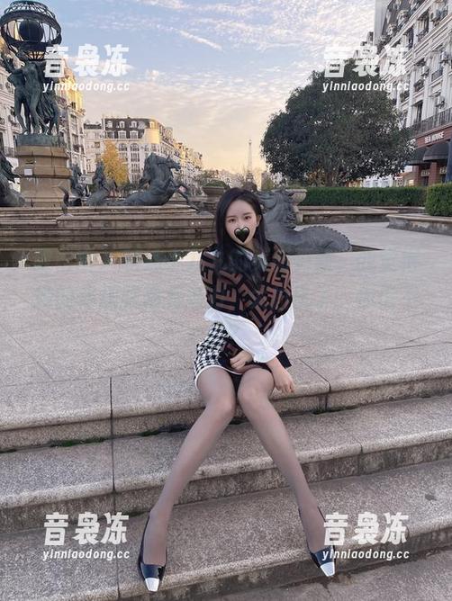 软妹小九九 微密圈 - 软妹小九九的美图更新,我觉得她的体操服都有魔力,太拉风了,你信不信?