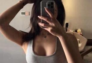 微密圈 – 在线欣赏金希儿的浴室情调：合集里的迷人水汽