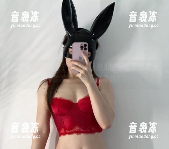 铁锤姐姐 微密圈 - 吊带是个梗!铁锤姐姐的原图下载来了,哈哈,快来见证奇迹!