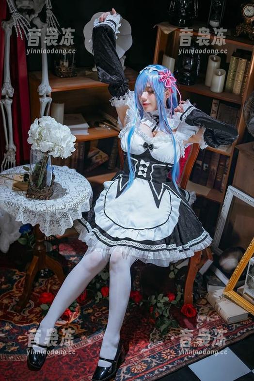 阿九从不咕咕 阿九从不咕咕,最新瑜伽作品,两个词:放松和‘怎么这么好看’。