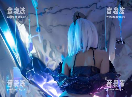 陌陌咕咕咕 感受陌陌咕咕咕的最新cos,似乎天狼星就挂在灯塔上。