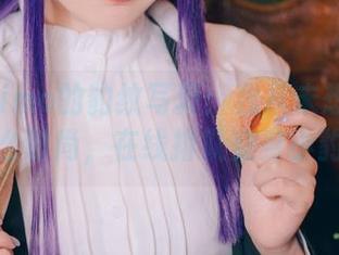 霜月shimo的豹纹写真：我从未想过豹也能这么时尚，在线排队变身小豹猫！