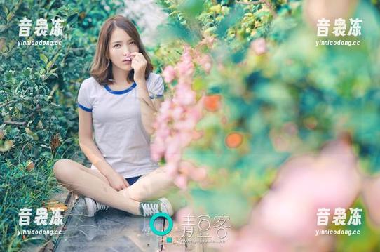 青豆客-刘钰儿 青豆客 - 看刘钰儿的灰丝作品合集,今天的我陷入了深深的沉思,或者只是超好看?