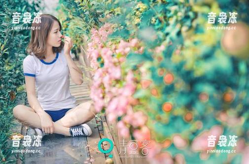 青豆客 - 下载短裙美图，陆续上架晓艾fafa的精彩瞬间！