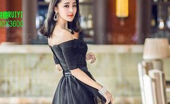 青豆客 – 王语纯私拍：谁说丝袜只能当配角？