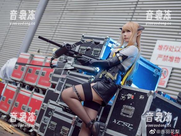 最新麻花麻花酱的写真：蕾丝在梦中遨游，画面比我想象的还浪漫！